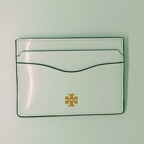 Tory Burch Emerson Patent White Card Holder with Gold Logo NWT - Picture 1 of 3
